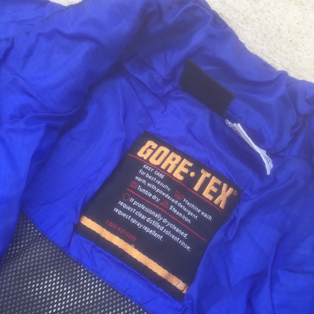 Performance gortex jacket - Picture 2 of 2